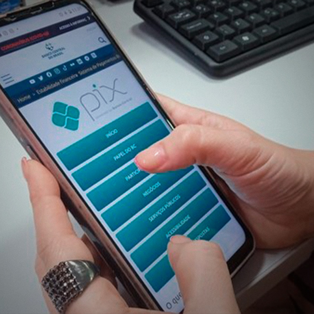 Cuidado com as Fake News sobre o Pix! 🚨