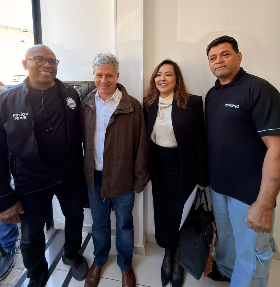 SETHBR entrega ofício a ministro em busca de apoio para a valorização dos trabalhadores da limpeza urbana